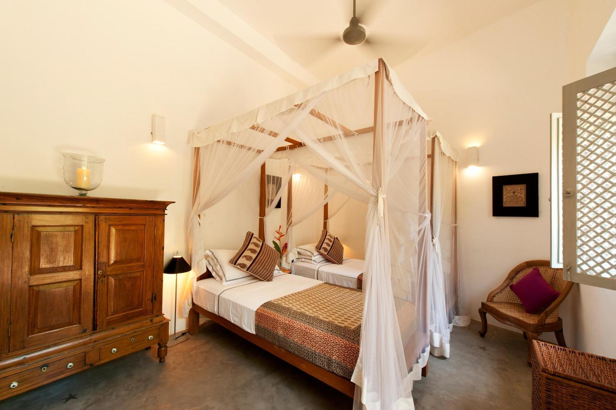 A 03 Bedroom Villa In Galle Fort With Roof Terrace & Pool Екстер'єр фото