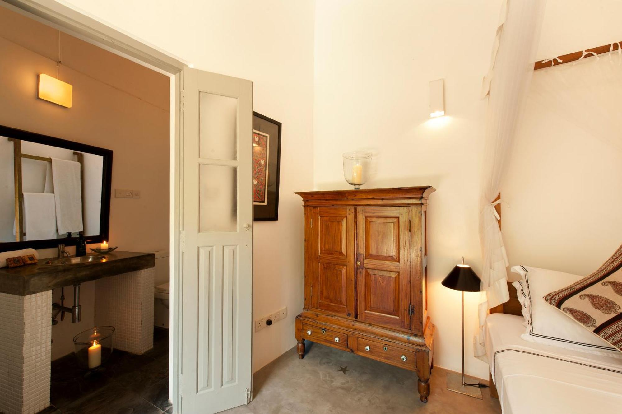 A 03 Bedroom Villa In Galle Fort With Roof Terrace & Pool Екстер'єр фото